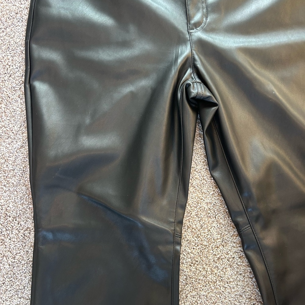 NWT Banana Republic Mid Rise Bootcut Vegan Leather Pants. 33/16. Classic. Moto - Picture 6 of 15